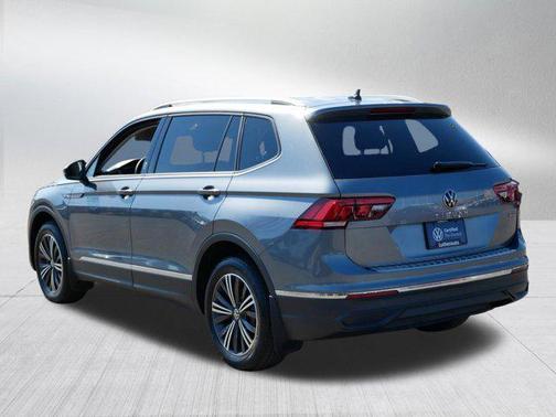 2024 Volkswagen Tiguan 2.0T Wolfsburg Edition