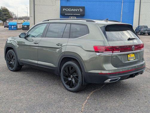 2026 Volkswagen Atlas 2.0T SE w/Technology 4MOTION