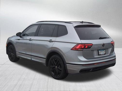 2022 Volkswagen Tiguan 2.0T SE R-Line Black 4MOTION