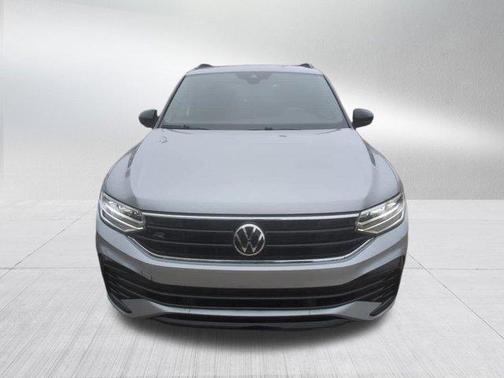 2022 Volkswagen Tiguan 2.0T SE R-Line Black 4MOTION