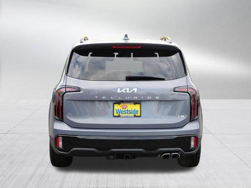 Everlasting Silver 2024 Kia Telluride SX X-Pro