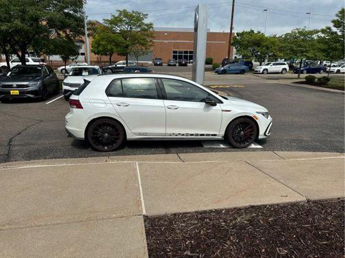 2023 Volkswagen Golf GTI 2.0T S DSG
