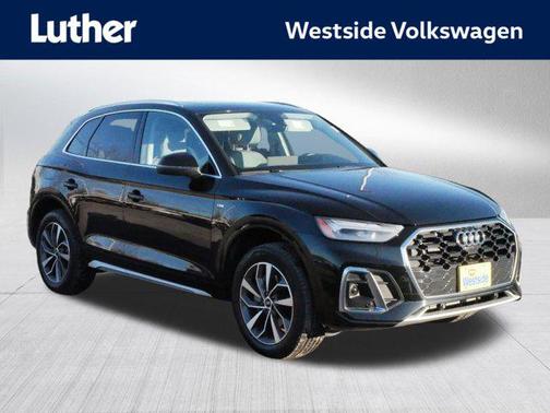2022 Audi Q5 45 S line Premium Plus