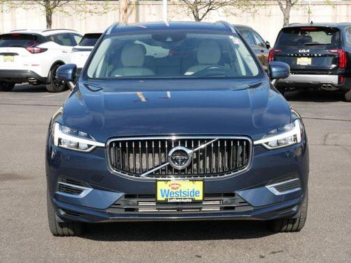 Denim Blue Metallic 2019 Volvo XC60 Recharge Plug-In Hybrid T8 Inscription