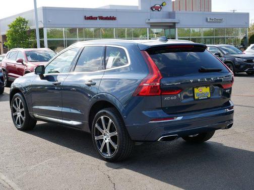 Denim Blue Metallic 2019 Volvo XC60 Recharge Plug-In Hybrid T8 Inscription