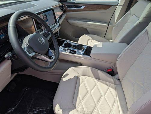 opal white pearl 2026 Volkswagen Atlas 2.0T SEL