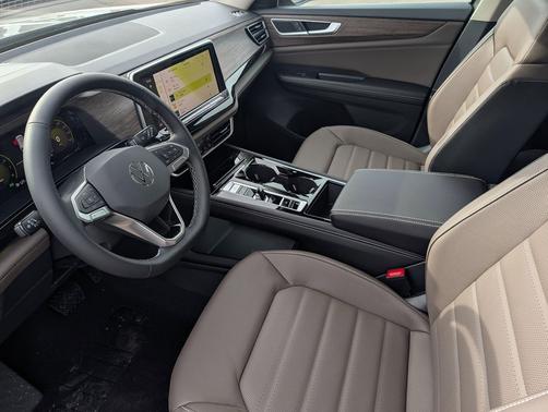 opal white pearl 2026 Volkswagen Atlas 2.0T SEL