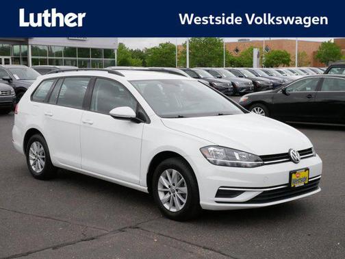 2018 Volkswagen Golf SportWagen TSI S