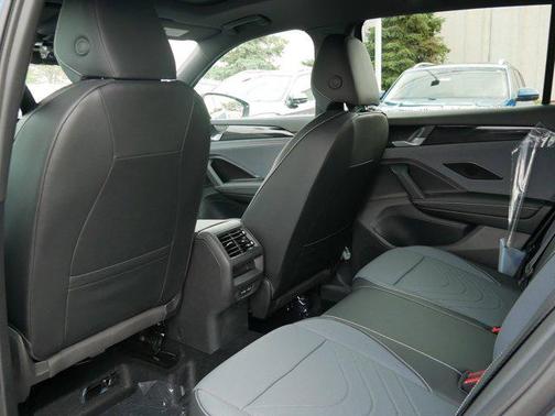 2025 Volkswagen Tiguan 2.0T SE R-Line Black 4MOTION