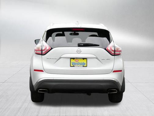 Brilliant Silver Metallic 2017 Nissan Murano SL