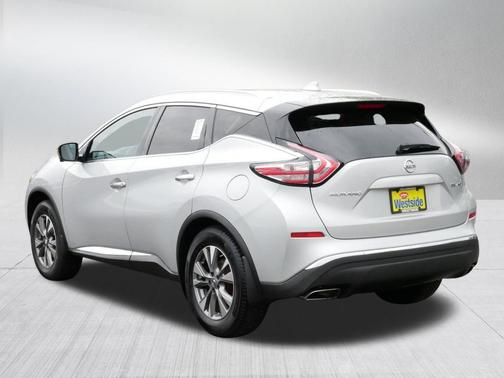 Brilliant Silver Metallic 2017 Nissan Murano SL
