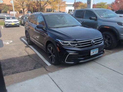 2022 Volkswagen Tiguan 2.0T SEL R-Line 4MOTION