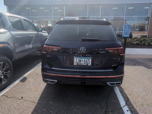 2022 Volkswagen Tiguan 2.0T SEL R-Line 4MOTION