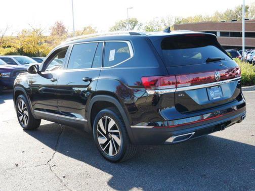 2024 Volkswagen Atlas 2.0T SEL