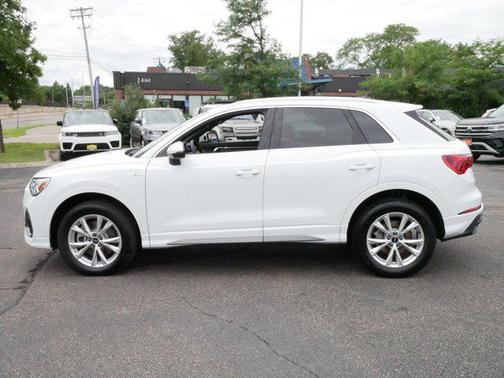 2024 Audi Q3 45 S line Premium Plus