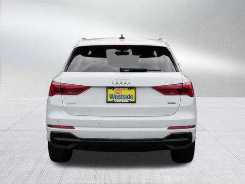 2024 Audi Q3 45 S line Premium Plus