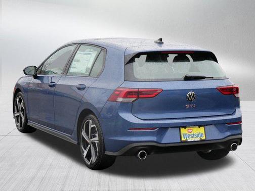 2025 Volkswagen Golf GTI 2.0T SE DSG