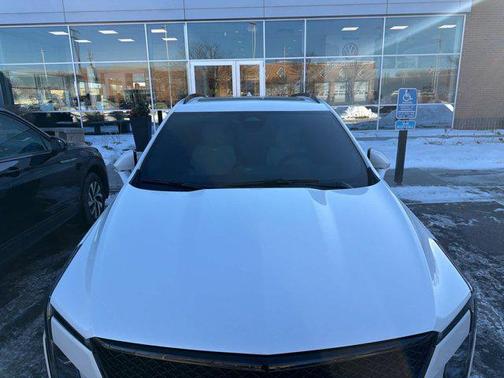 2024 Cadillac XT4 Sport