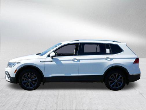 Pure White 2022 Volkswagen Tiguan 2.0T SE 4MOTION
