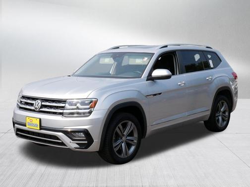 Reflex Silver Metallic 2019 Volkswagen Atlas 3.6L SE w/Technology