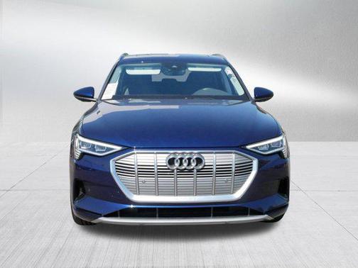 2021 Audi e-tron Premium