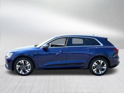 2021 Audi e-tron Premium