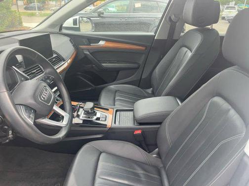 2021 Audi Q5 45 Premium Plus