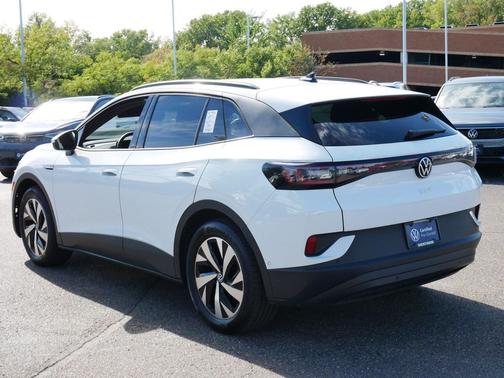 Pure White 2023 Volkswagen ID.4 Pro
