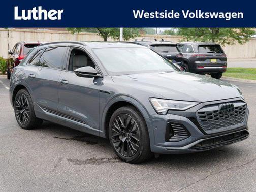 2024 Audi Q8 e-tron Prestige