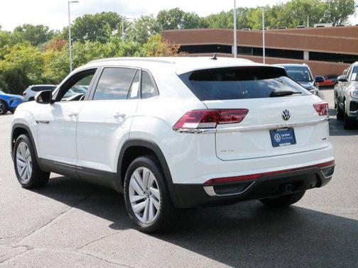 2022 Volkswagen Atlas Cross Sport 3.6L V6 SE w/Technology