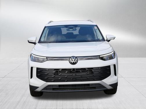 Pure White 2025 Volkswagen Tiguan 2.0T S 4MOTION