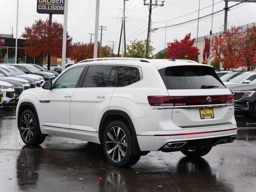 2026 Volkswagen Atlas 2.0T SEL Premium R-Line 4MOTION