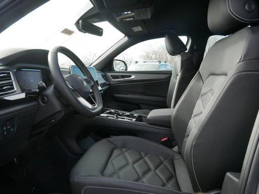 2026 Volkswagen Atlas Cross Sport 2.0T SE w/Technology 4MOTION