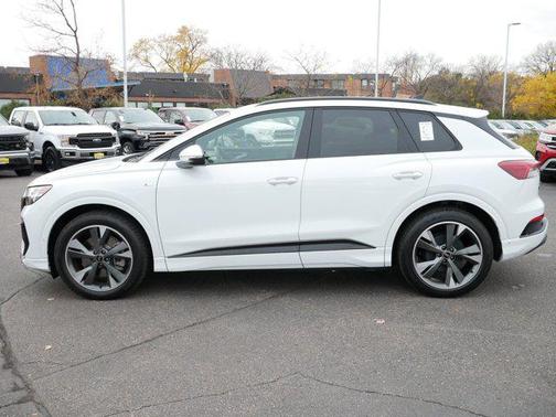 2024 Audi Q4 e-tron Prestige 55 quattro