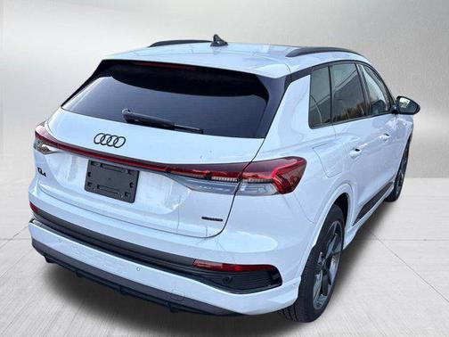 2024 Audi Q4 e-tron Prestige 55 quattro