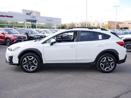 Crystal White Pearl 2019 Subaru Crosstrek 2.0i Limited