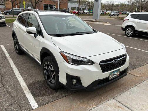 Crystal White Pearl 2019 Subaru Crosstrek 2.0i Limited