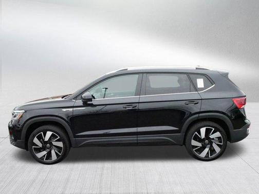 2024 Volkswagen Taos 1.5T SEL