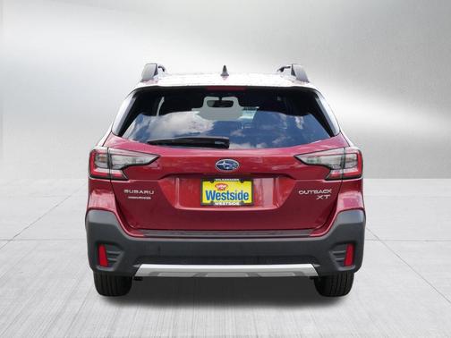 Crimson Red Pearl 2022 Subaru Outback Limited XT
