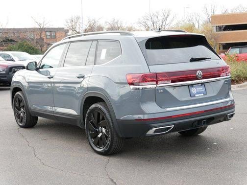 2025 Volkswagen Atlas 2.0T SE w/Technology 4MOTION