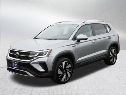 2024 Volkswagen Taos 1.5T SEL
