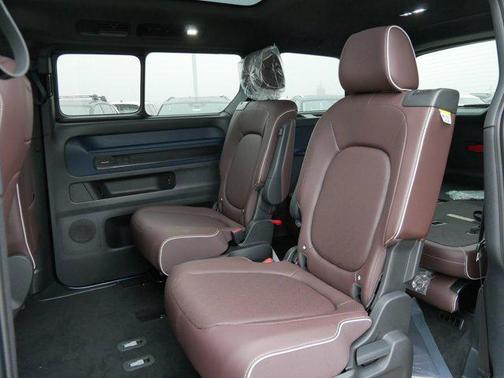 2025 Volkswagen ID. Buzz Pro S Plus with 4MOTION