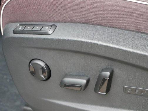 2025 Volkswagen ID. Buzz Pro S Plus with 4MOTION