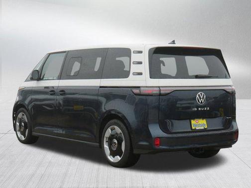 2025 Volkswagen ID. Buzz Pro S Plus with 4MOTION