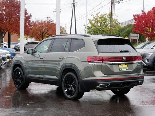 2026 Volkswagen Atlas 2.0T SE w/Technology 4MOTION