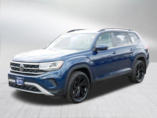 Tourmaline Blue Metallic 2023 Volkswagen Atlas 2.0T SE w/Technology 4MOTION
