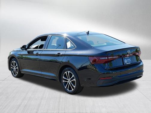 Deep Black Pearl 2025 Volkswagen Jetta 1.5T Sport