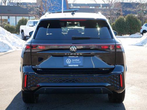 2025 Volkswagen Tiguan 2.0T SEL R-Line 4MOTION