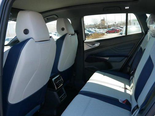 2025 Volkswagen ID.4 AWD Pro S