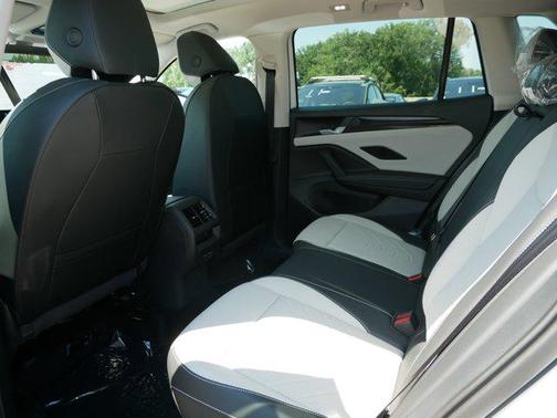 2025 Volkswagen Tiguan 2.0T SE 4MOTION